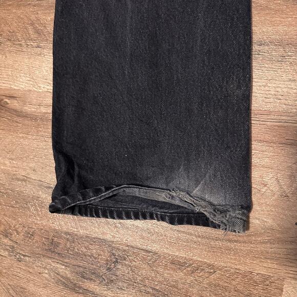 Levi 501 Jeans Mens 38x32 Black Distressed Cotton Denim Pants - Picture 5 of 10